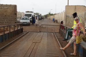 K800_Doris und Baba Fähre Barra